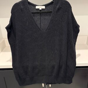 LOFT Women's Black Oversized V-Neck Sweater Vest. Size S